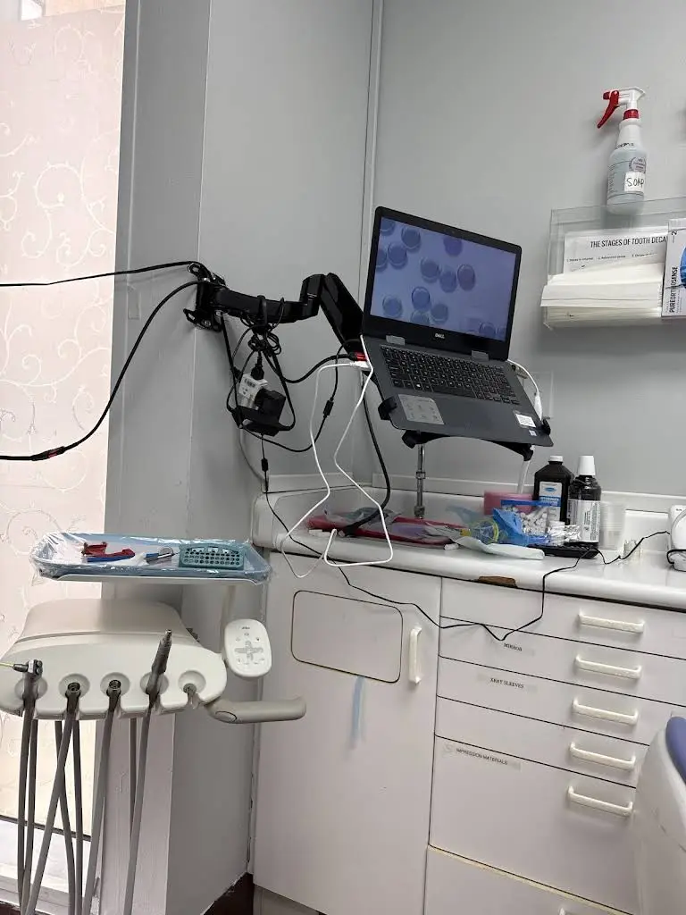 Smiles of Hyattsville - Dr Deepa S DMD