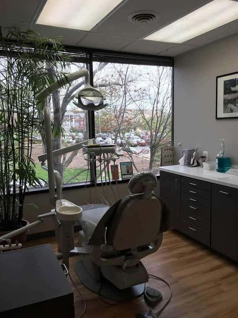 Lawrence H. Siu, DDS PC