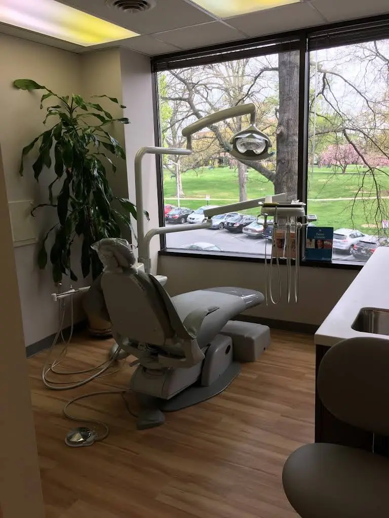 Lawrence H. Siu, DDS PC