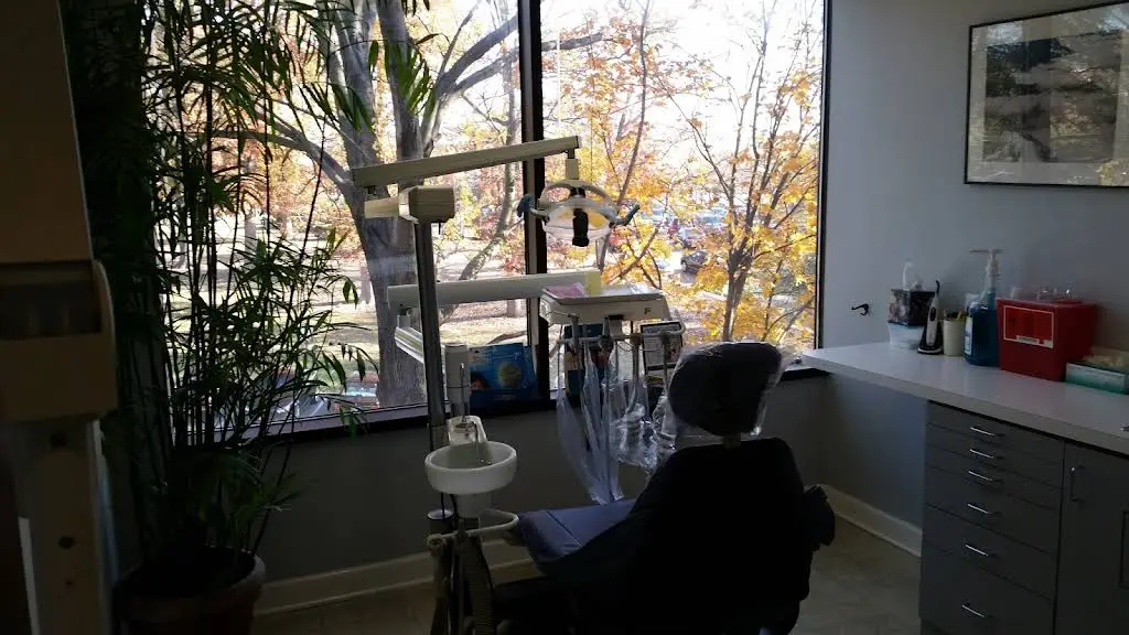 Lawrence H. Siu, DDS PC