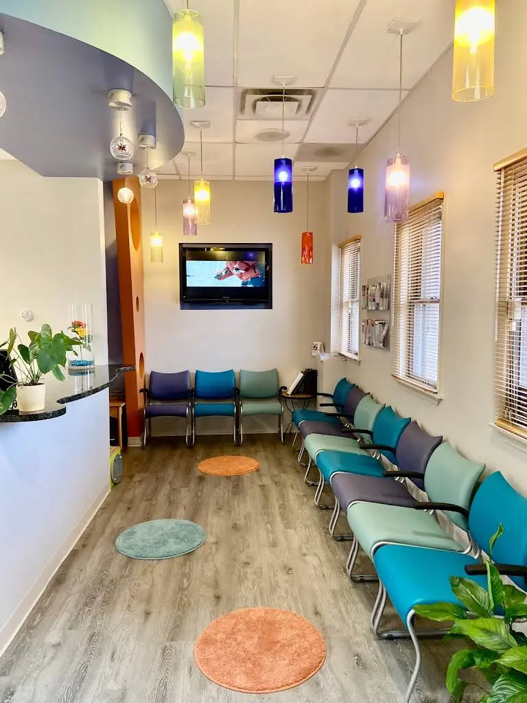 Arlington Smile Center: Lupita M. Roca DDS