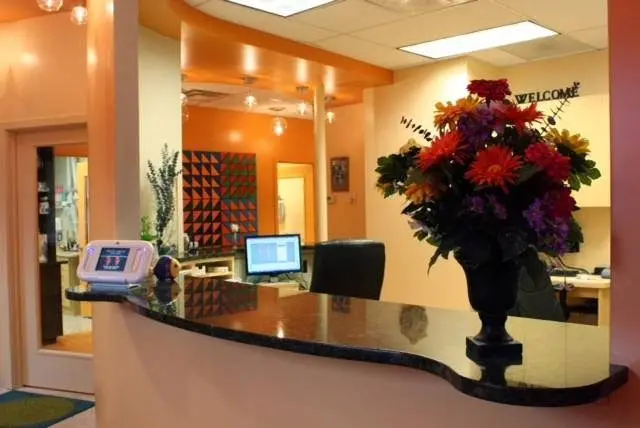 Arlington Smile Center: Lupita M. Roca DDS