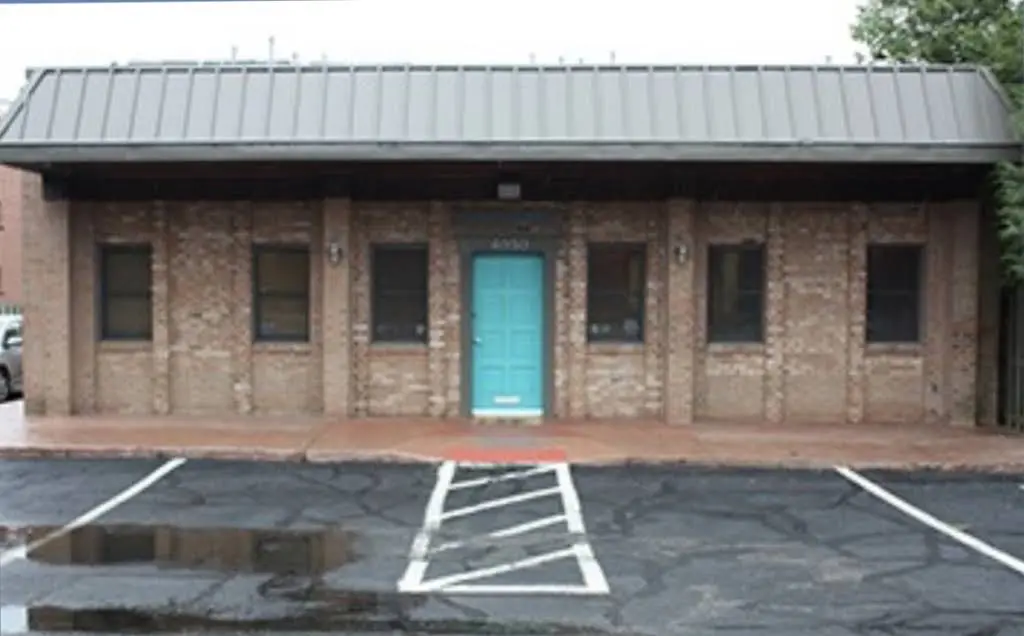 Arlington Smile Center: Lupita M. Roca DDS