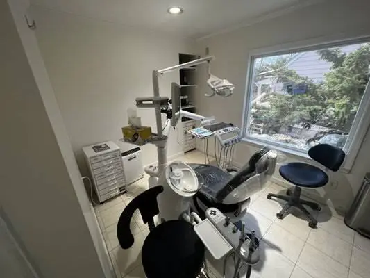Broadway Dental Associates