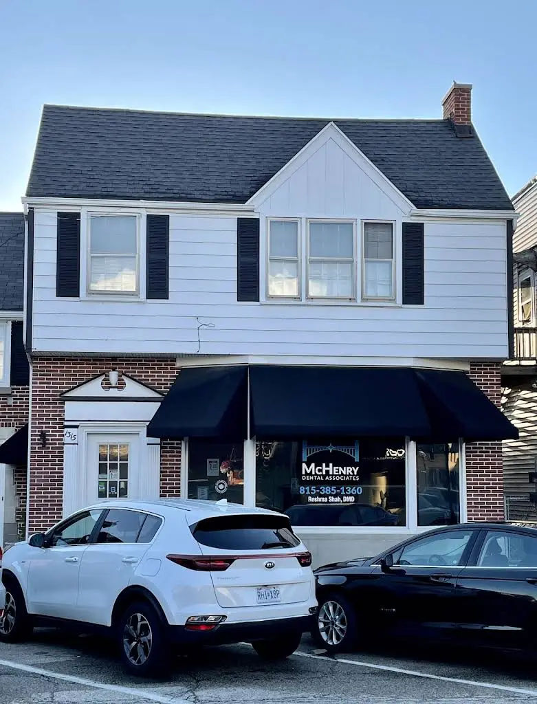McHenry Dental Associates
