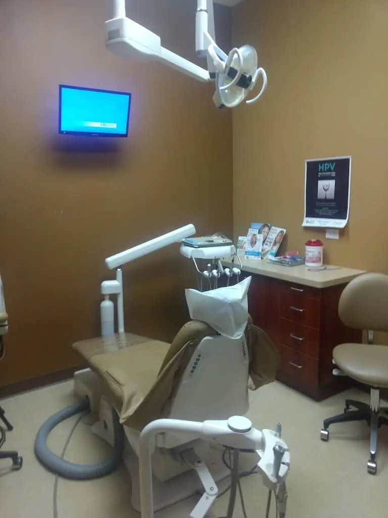The McHenry Dentist