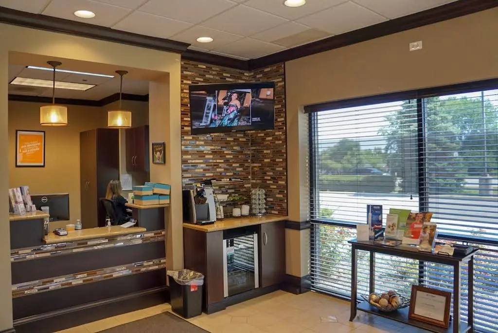 Dental Care of Round Lake Beach