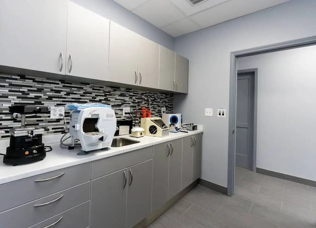 Advance Family Dental Care