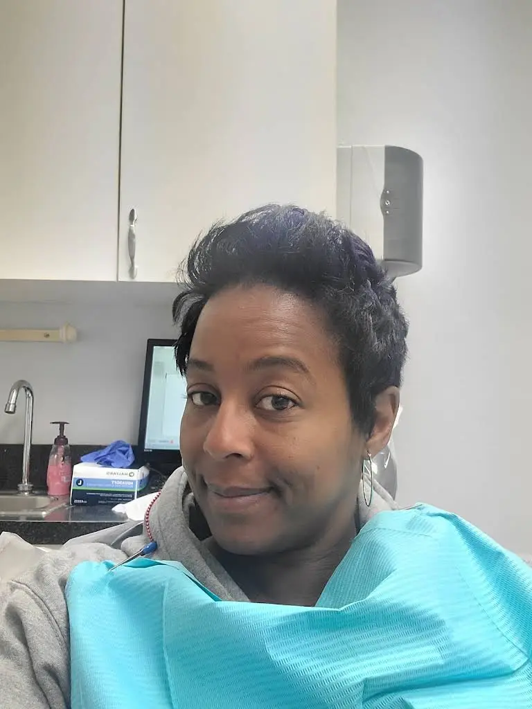 Universal Dental of Hyde Park
