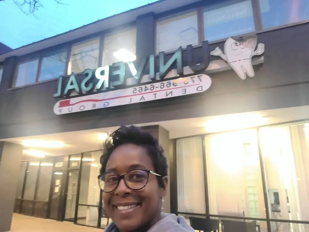 Universal Dental of Hyde Park