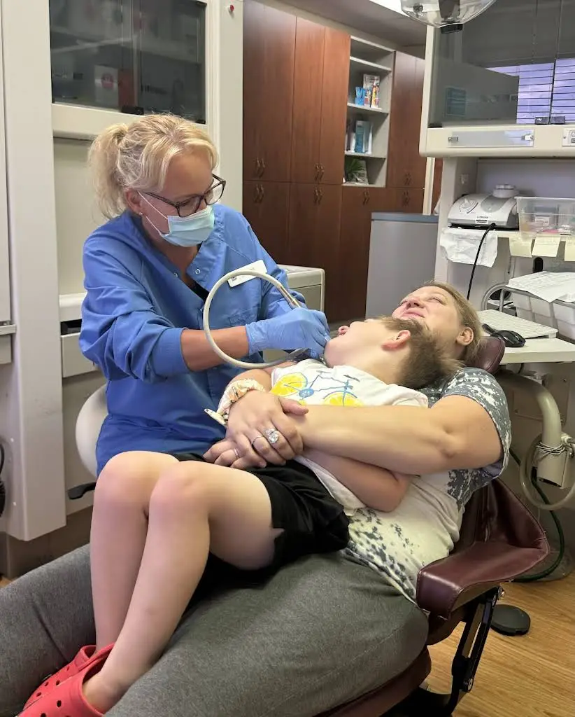Midwest Dental - Sandwich