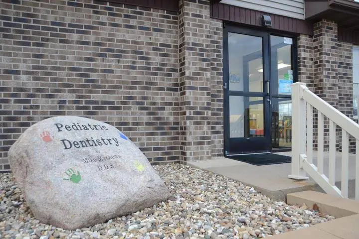 Children's Dental Center Of Southeast Iowa