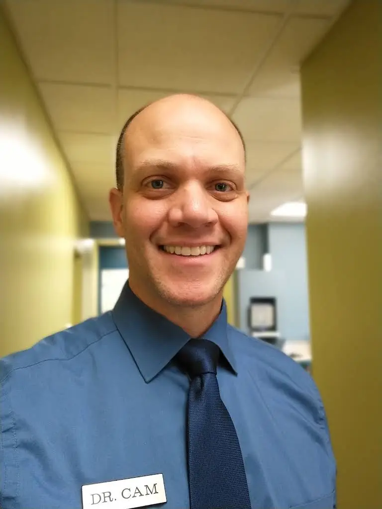 Heninger Dental: Dr Cam Heninger
