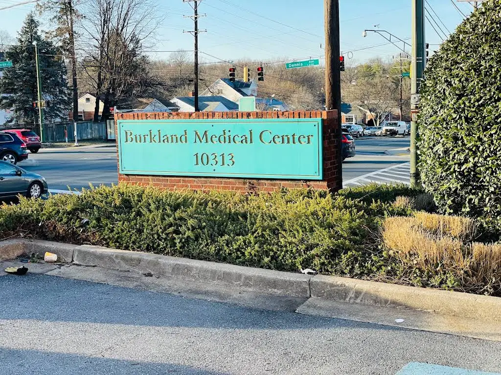 Silver Spring Dental Implant Center / Smiles of Hyattsville