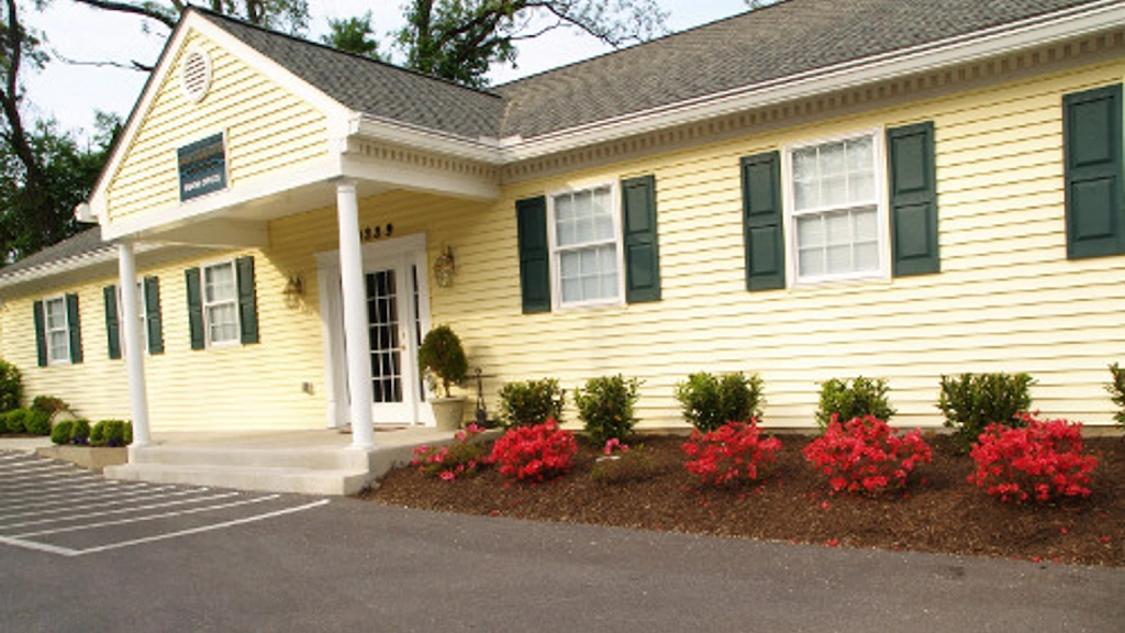 Robert J Kelly DDS & Associates