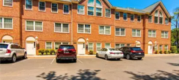 Dental One Associates of Woodson Square