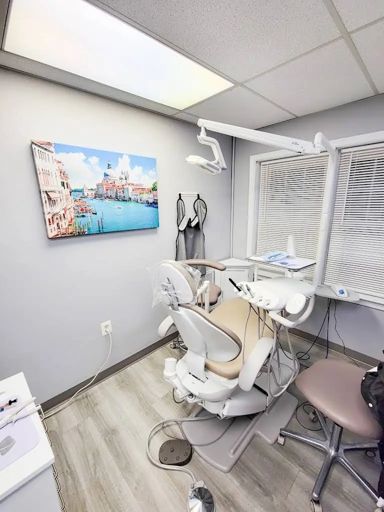 Dental One Associates of Woodson Square