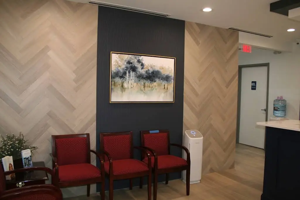 McLean Family & Cosmetic Dentistry: Dr. Sunmin Park DDS