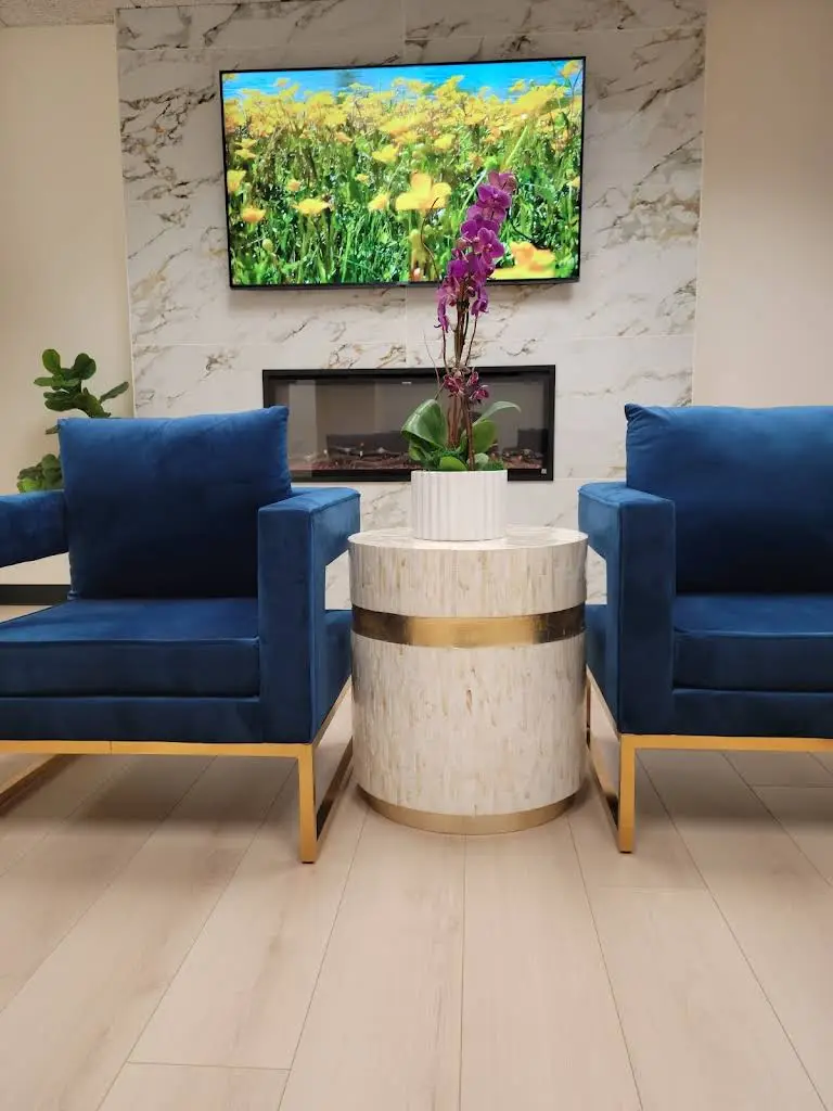 Care Dental - Tysons Corner