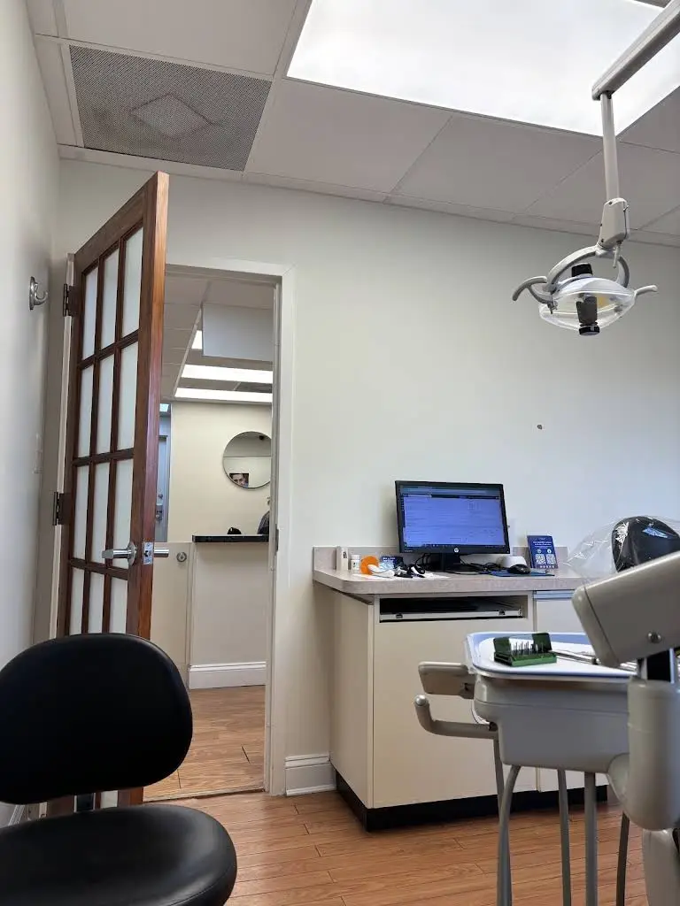 Smile Makers Dental Center - Tysons