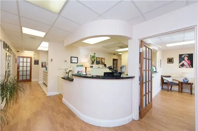Smile Makers Dental Center - Tysons