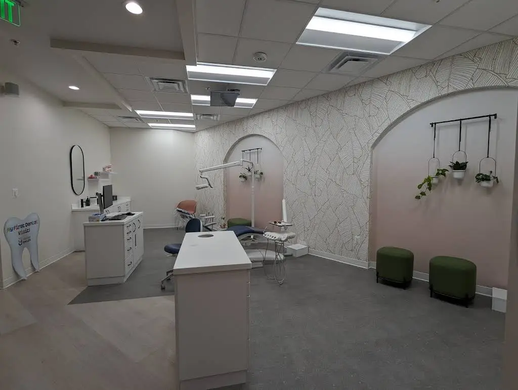 Young Smiles Pediatric Dentistry