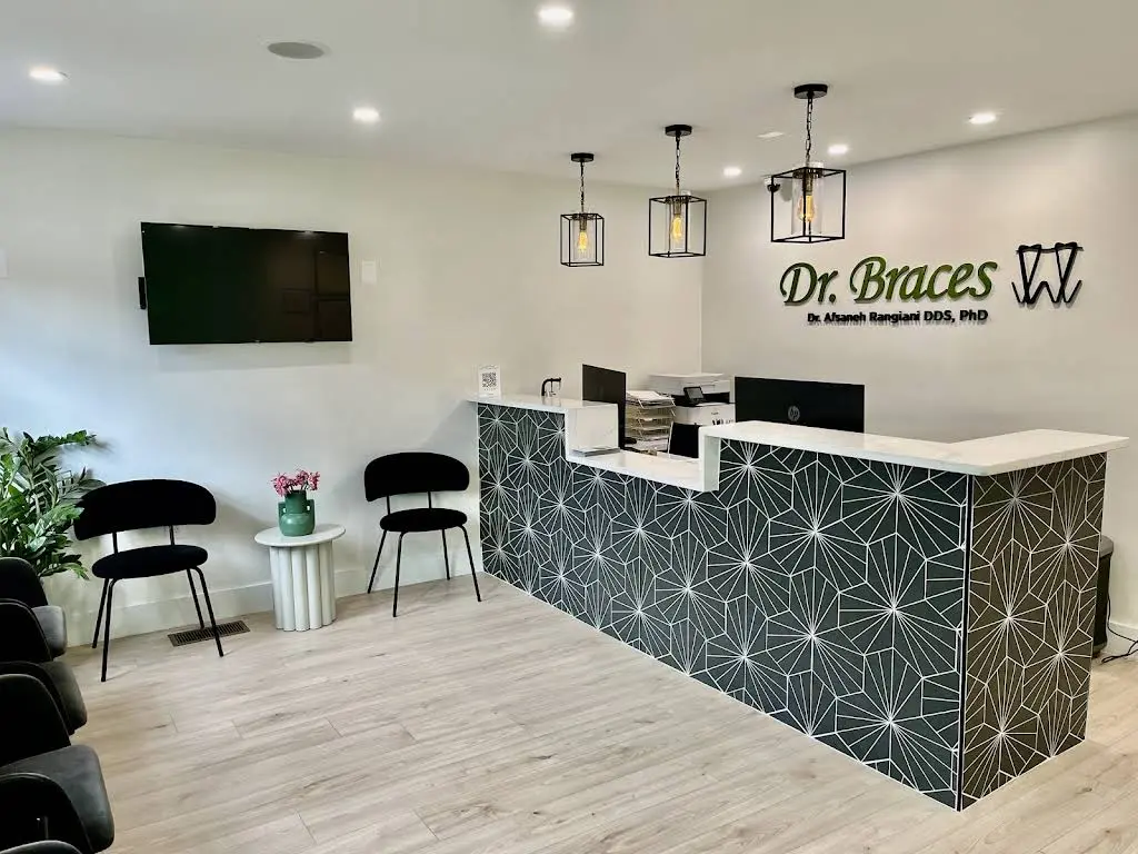 Dr. Braces Orthodontics of Alexandria