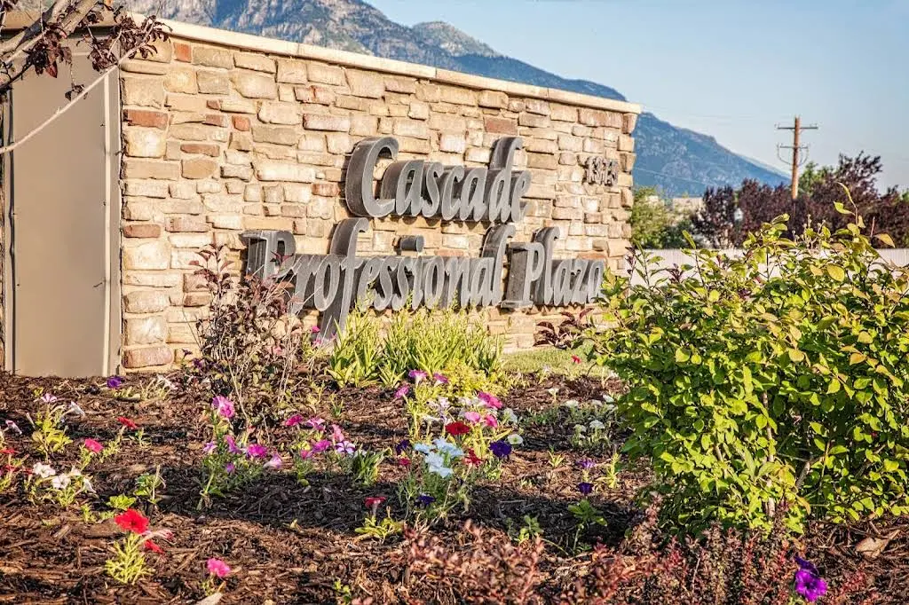 Utah Valley Periodontics: Bankhead Alex DDS