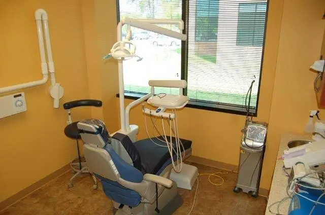 Progressive Dental Solutions | Dr. Wayman Brown