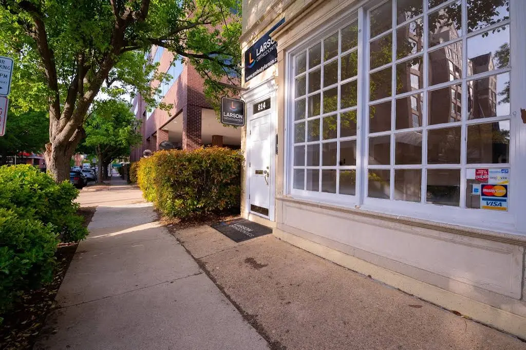 Larson Orthodontics