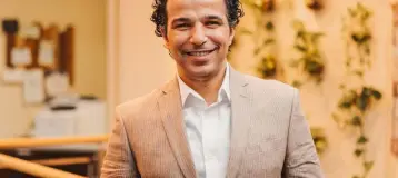 Oakton Dental Implants & Endodontics - Dr. Matri