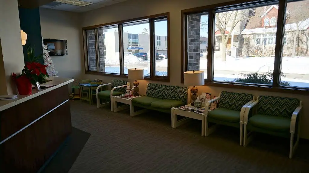 Lux White Dental Group