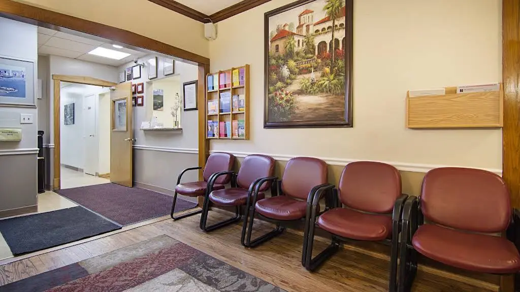 Family Dental Care - East Side Chicago