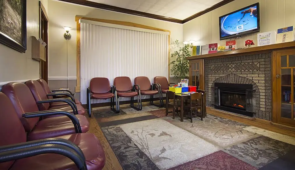 Family Dental Care - East Side Chicago