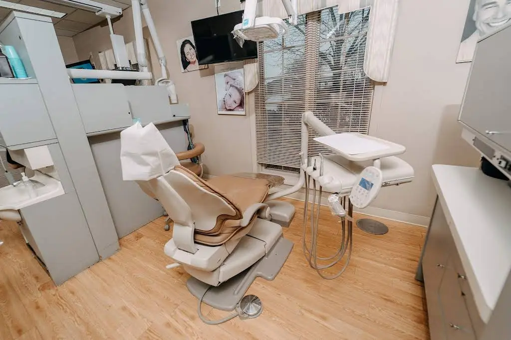 Compton and Broomhead Dental Center