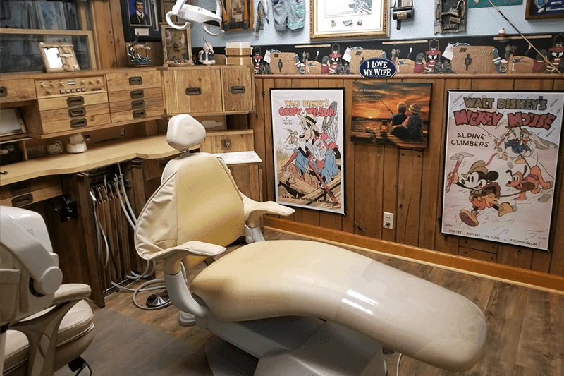 Dr. Rand A. Lee, D.D.S. Dentist