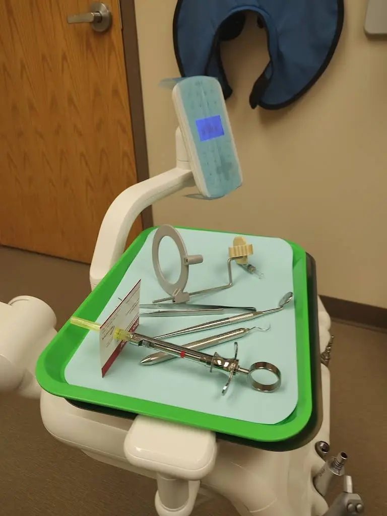 River Hills Dental