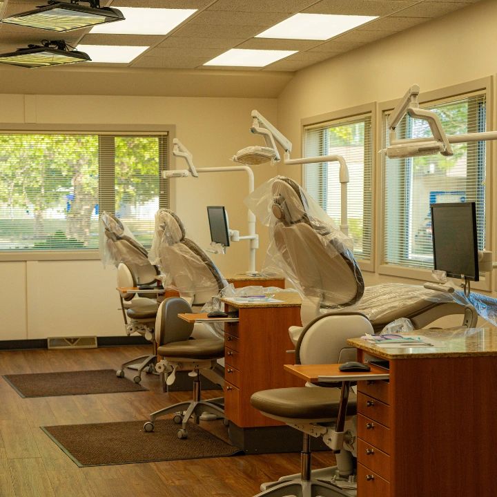 Munster Distinctive Dentistry, LLC & Orthodontics