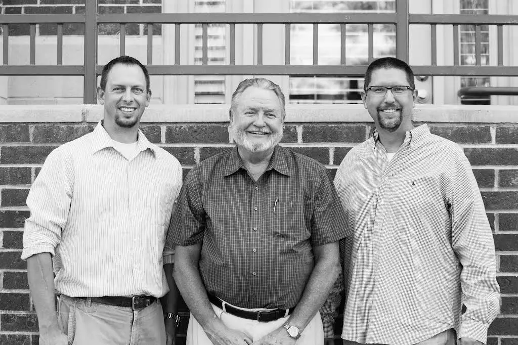 The Dental Center: Justin Broadbent DDS