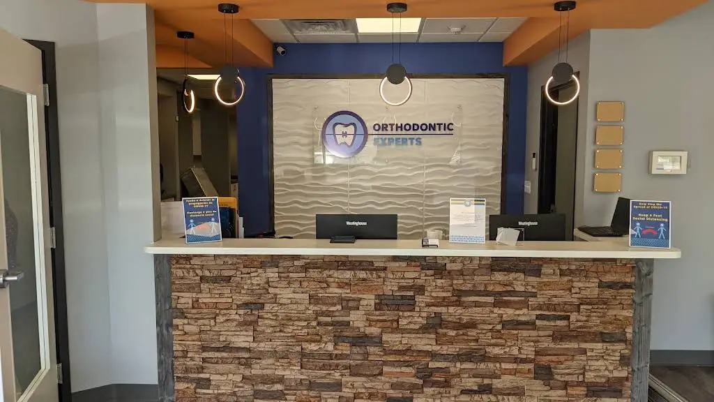 Orthodontic Experts Waukegan
