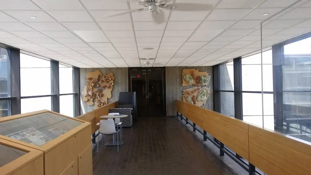 The University of Iowa College of Dentistry and Dental Clinics