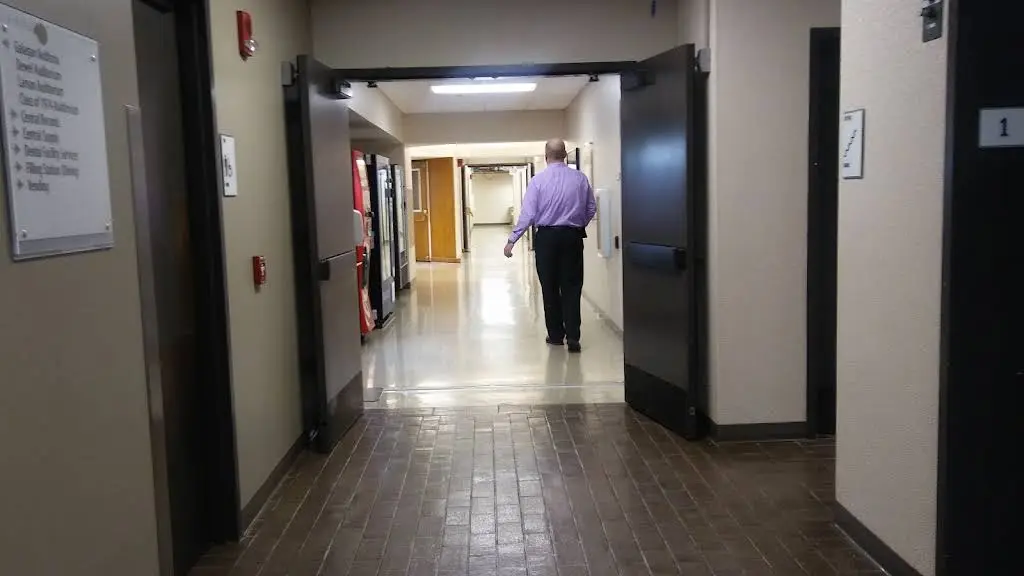 The University of Iowa College of Dentistry and Dental Clinics