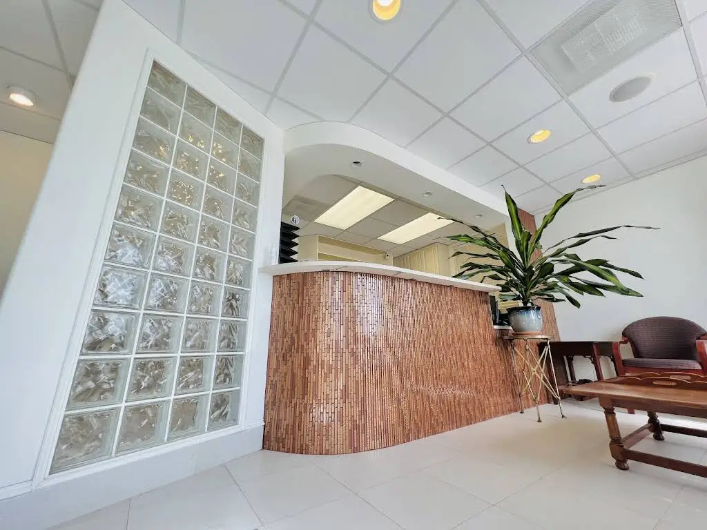 Executive Dental Care & Dental Implant Studio