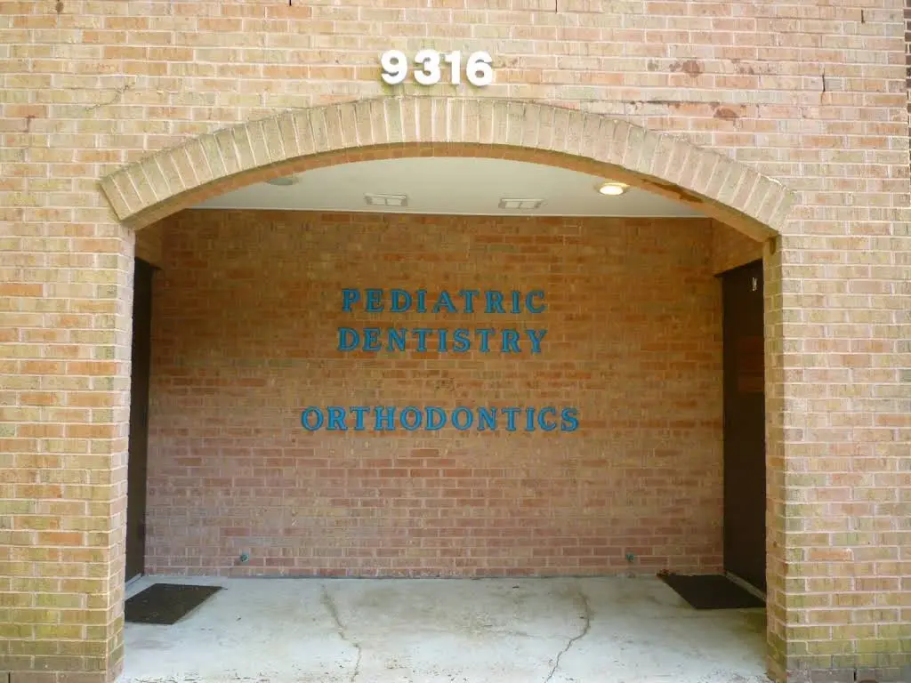 Pediatric Dental Center of Northern Virginia: Victoria Onesty, DDS & Scott H. Leaf DDS