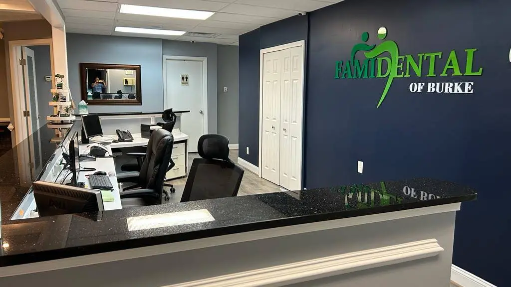 FamiDental
