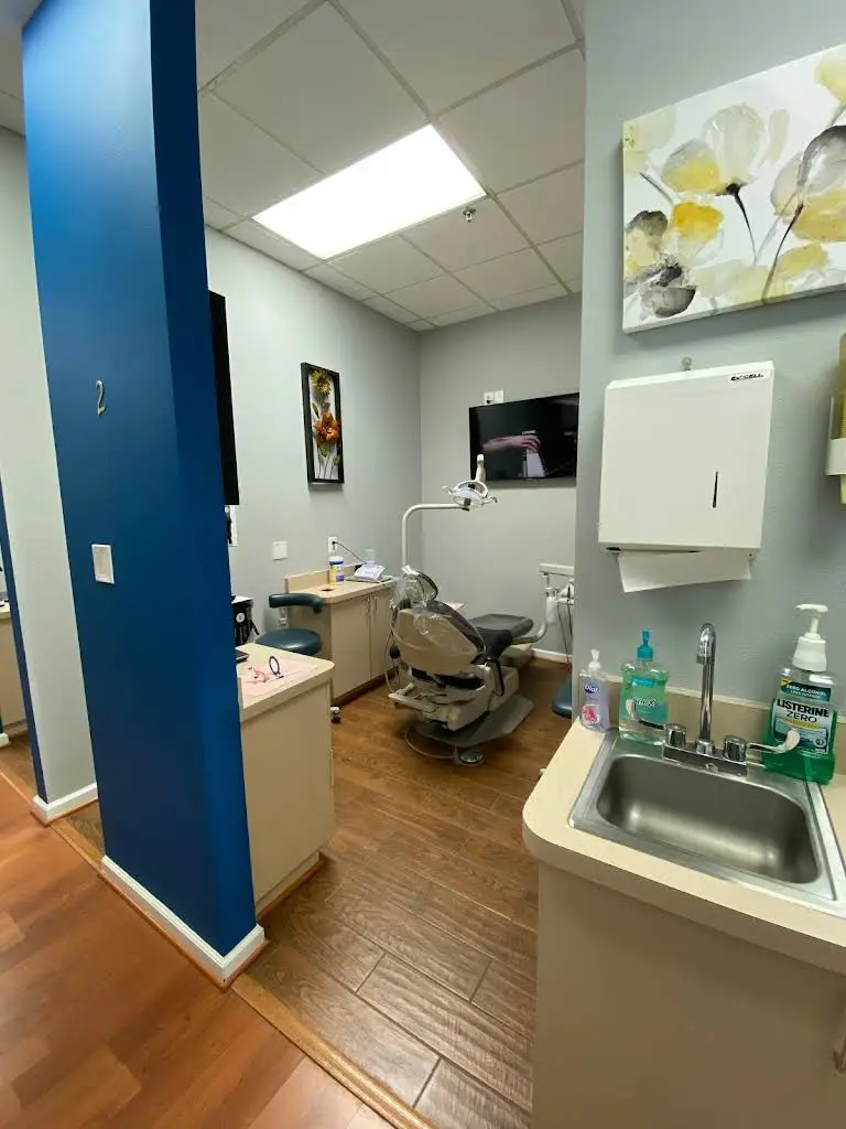 Dr. Dehyar and Associates