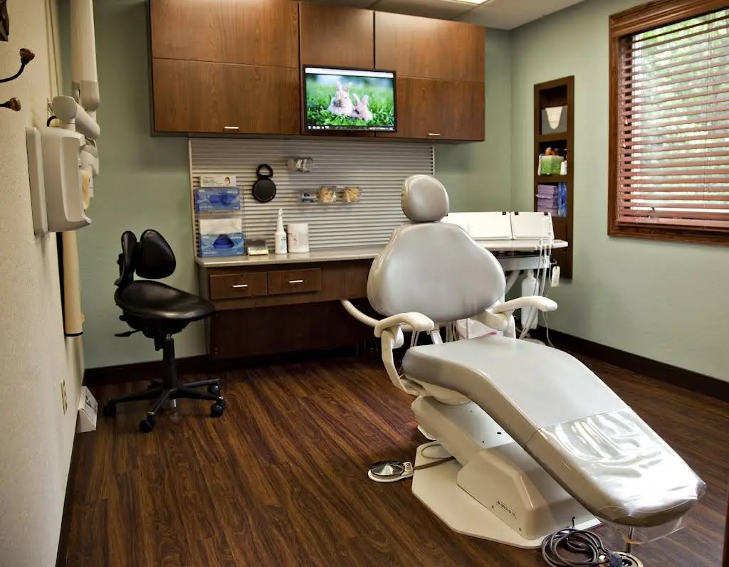 Delafield Dental