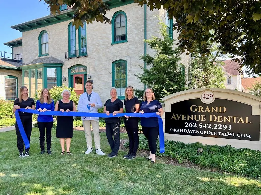 Grand Avenue Dental