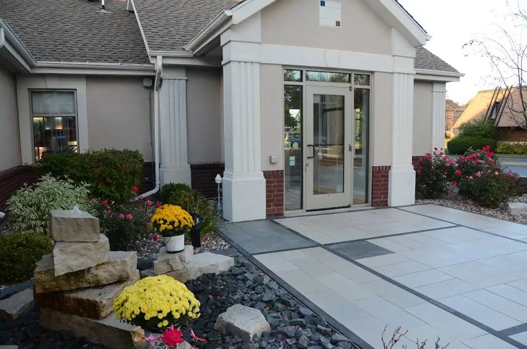Biederwolf & Burns Family Dentistry, SC