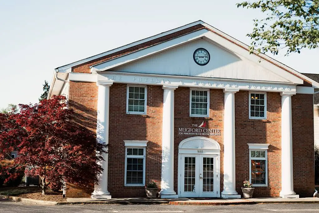 The Mugford Center for Periodontics & Dental Implants